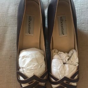 Open toe brown silhouettes size 10 nwt